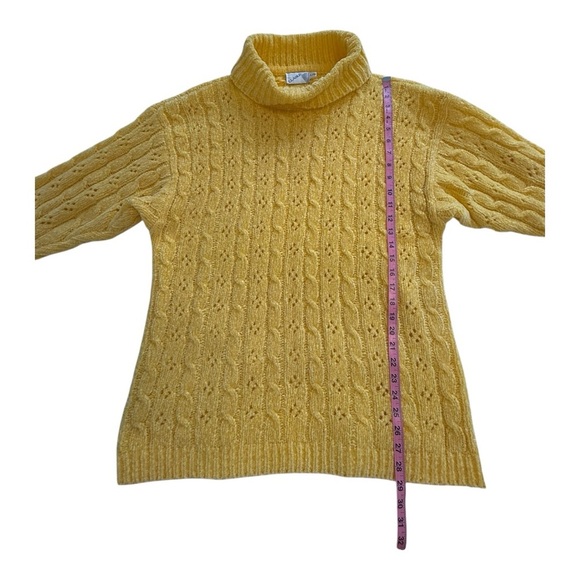 Vintage Chenille Yellow Cable-Knit Turtleneck Sweater - Size Large - Picture 5 of 7